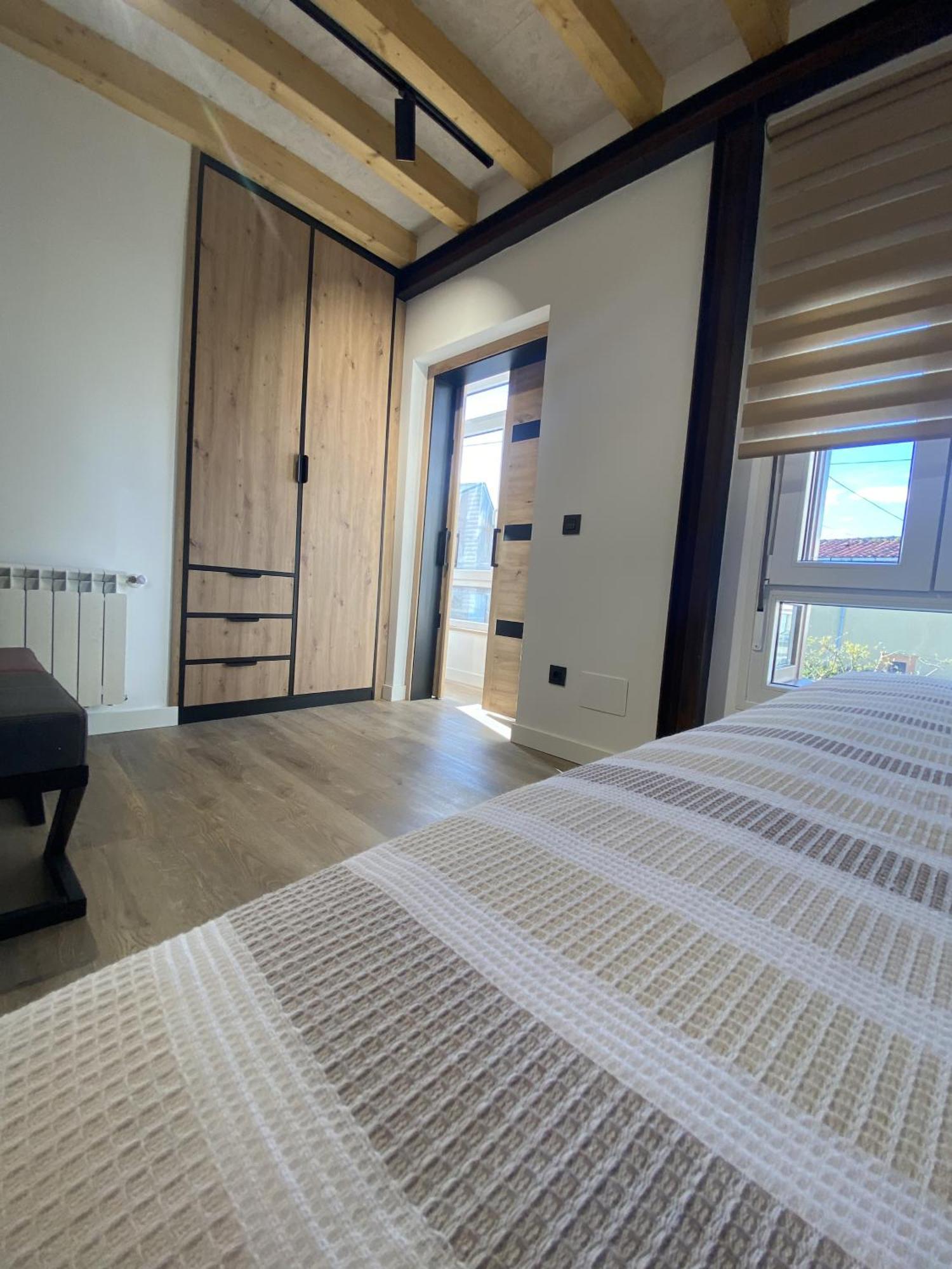 La Casa Del Barbero Villa Torrelavega Buitenkant foto